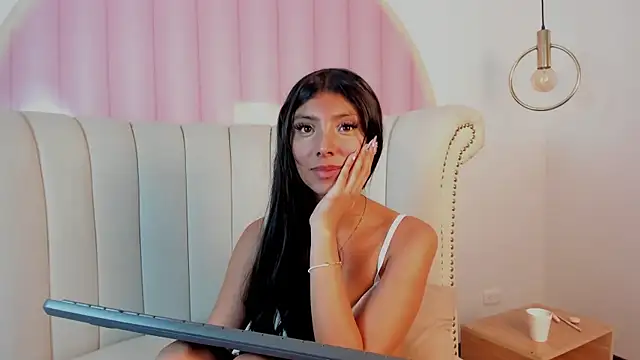 Isabella_Marsh's cam snapshot