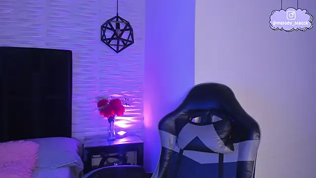 Melody_Black_'s cam snapshot