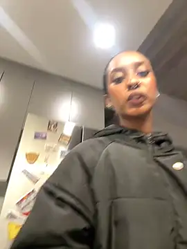 Your_Paris live sex cam