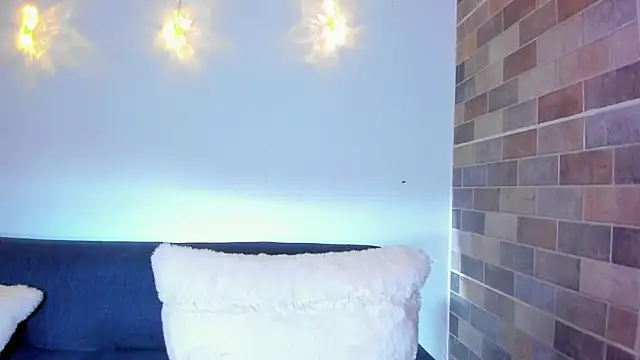 luna_valen's cam snapshot