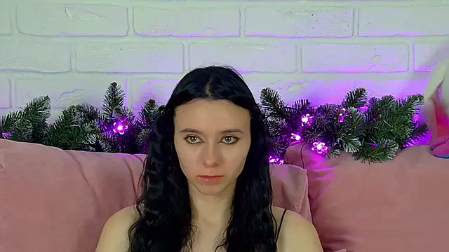 ArinaKubrick's cam snapshot