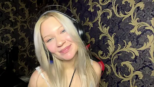 Cira_BabyFace's cam snapshot