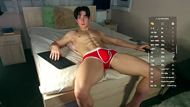 ChristianLevine_'s cam snapshot