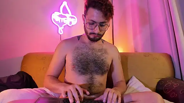 axel_giracr's cam snapshot