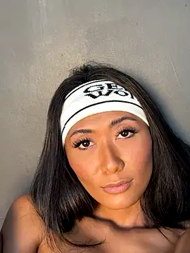 thai-dreamgirl live sex cam