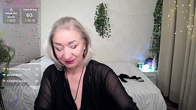 hunters_woman live sex cam