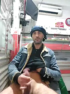 Mahdidido45 live sex cam