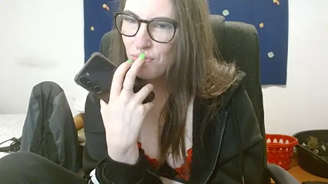 Peachy-BabeXX's cam snapshot