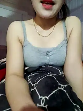 LucyyLy's cam snapshot