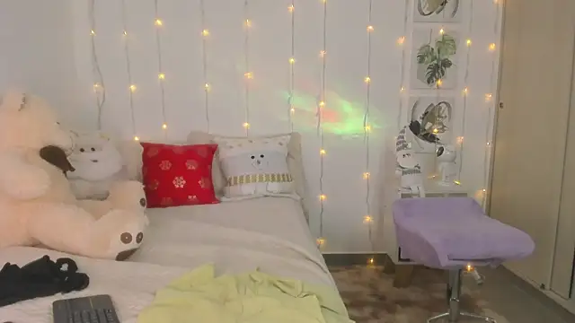 Lily_Hiill7's cam snapshot