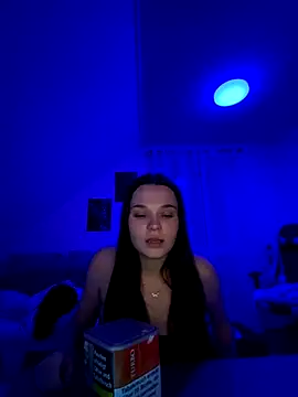 ElenaMariee's cam snapshot