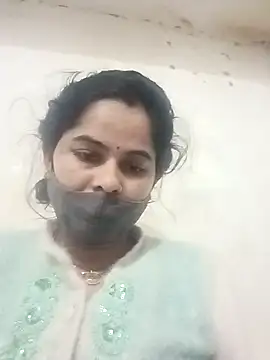 JULEE-740's cam snapshot