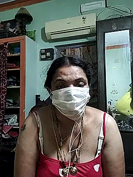 bhavyasri_55's cam snapshot