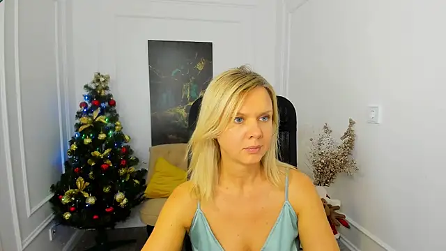 AgathaKlouin's cam snapshot