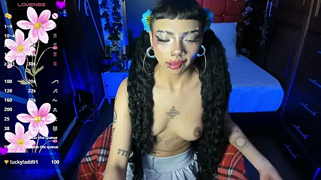 SexyNaf's cam snapshot