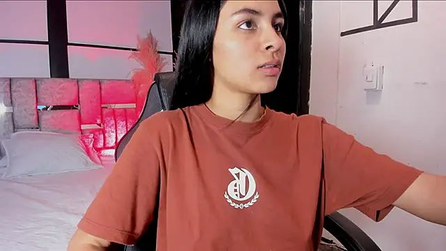 ManuelaEvans_'s cam snapshot