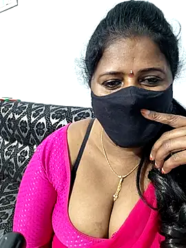 siri_tamiltelugu's cam snapshot