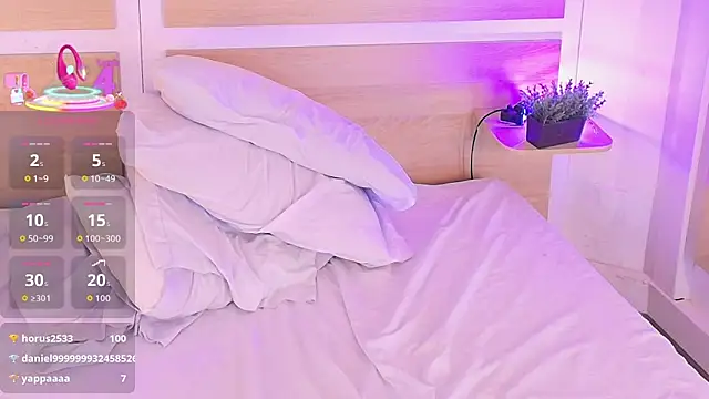 _nickypurple_'s cam snapshot