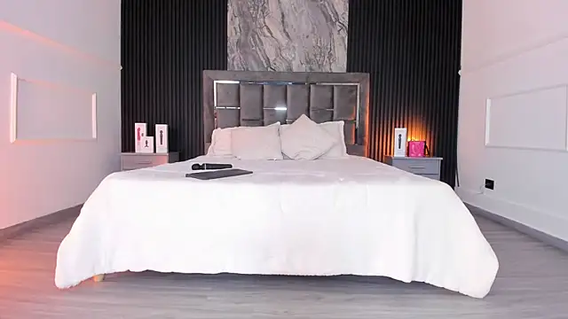 Laureenwells's cam snapshot