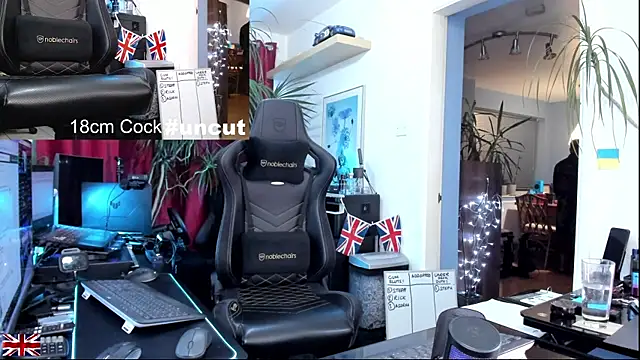 OnlineBossUK's cam snapshot