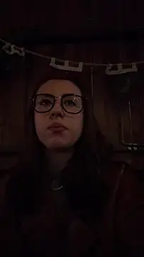 EmaSaenz's cam snapshot