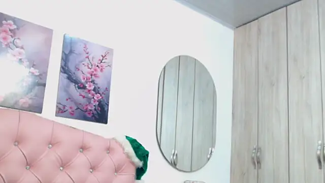 pinky_f00x's cam snapshot