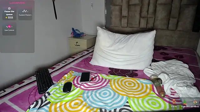 tiffany__pink's cam snapshot