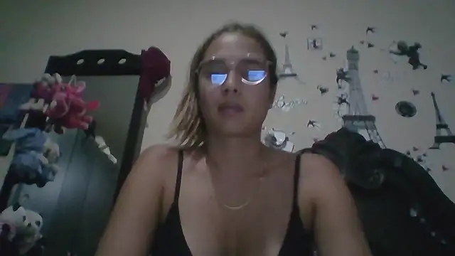 trianabell's cam snapshot