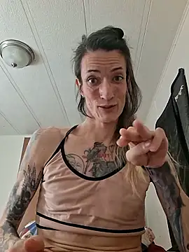 MaitressePomme3 live sex cam