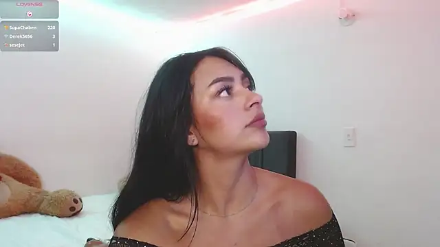 Melaniie01 live sex cam