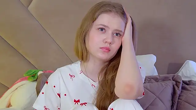 SelinSwarovski live sex cam