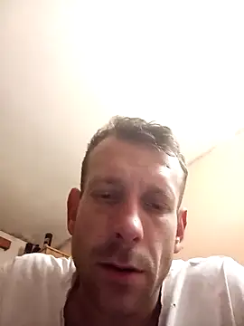 AlanDeLuca live sex cam