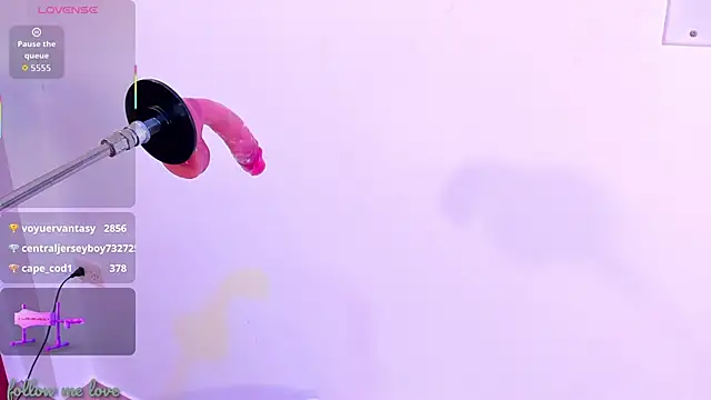 zyle_boobs's cam snapshot