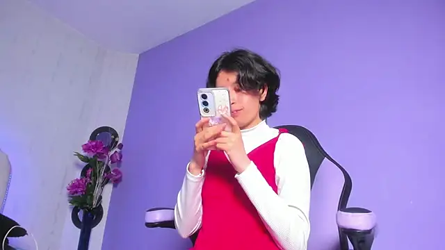 CoralAndOcean_'s cam snapshot