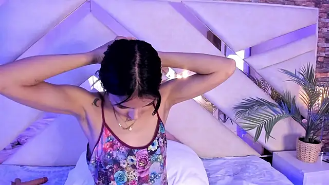 sophie_pariss live sex cam