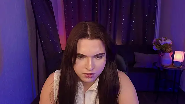 Avery_Flores's cam snapshot