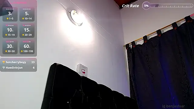 benji_hoter live sex cam