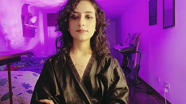 atenea_dragon__'s cam snapshot