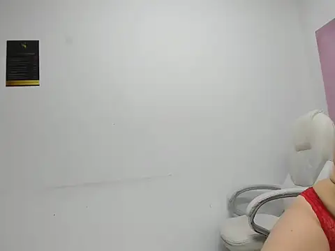 ZoeEclipse's cam snapshot