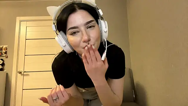 FaviolaHurl's cam snapshot