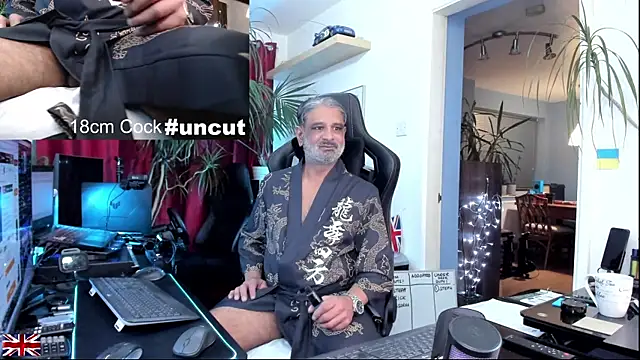 OnlineBossUK's cam snapshot