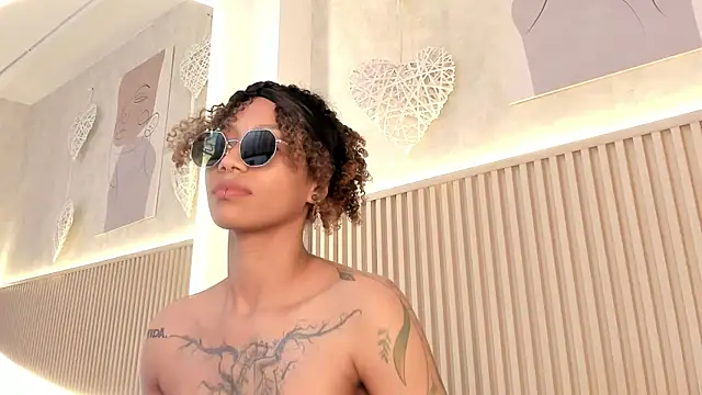 daiana_curly's cam snapshot