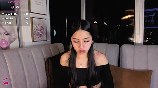 Daphne_chers's cam snapshot