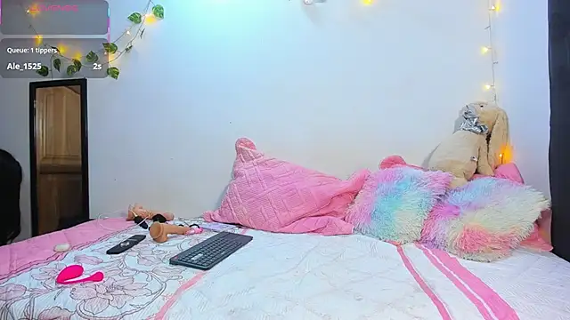 freyja_rouse's cam snapshot