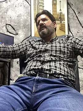 Maxi_thebig_daddy live sex cam