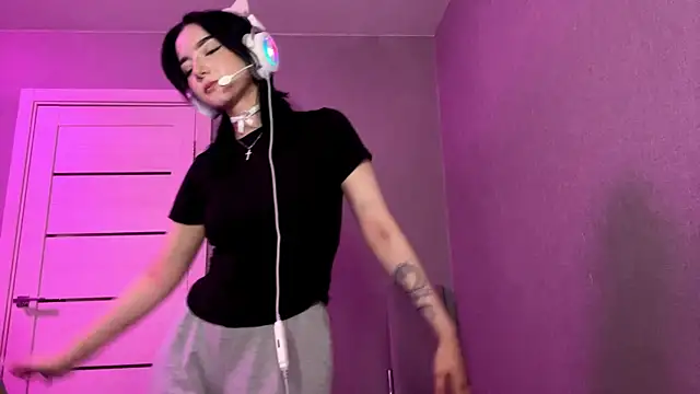 FaviolaHurl's cam snapshot