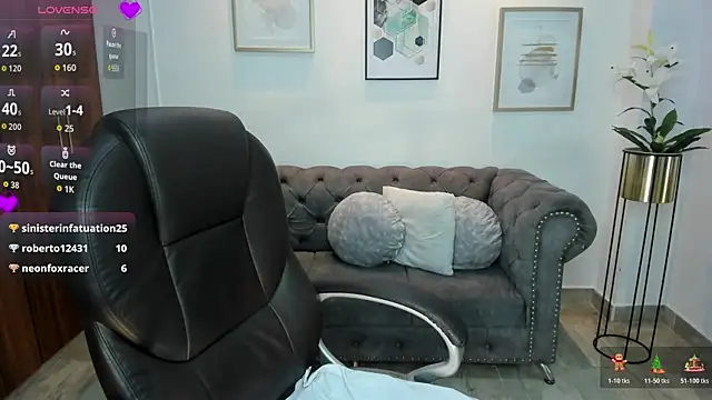 dafne_hills's cam snapshot