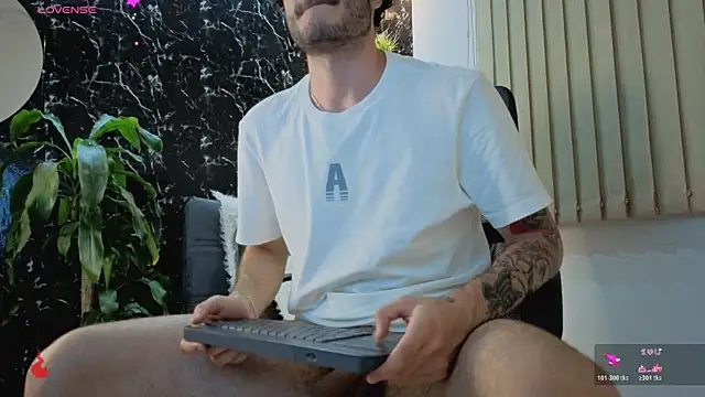 Rafael_Mendezz live sex cam