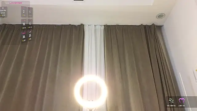 GiKarerra live sex cam