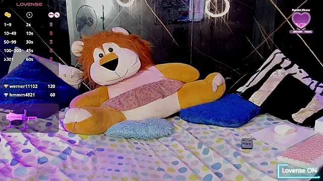 Alaia_Gutierrez's cam snapshot